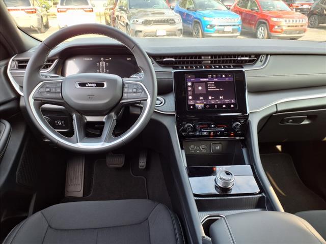 new 2025 Jeep Grand Cherokee car, priced at $33,842
