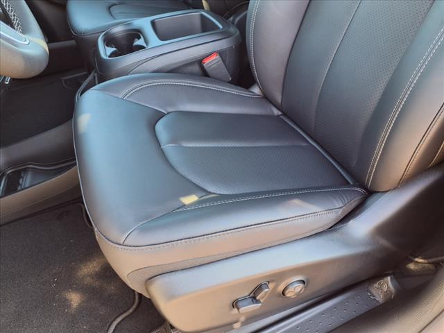 new 2026 Chrysler Pacifica car, priced at $44,649