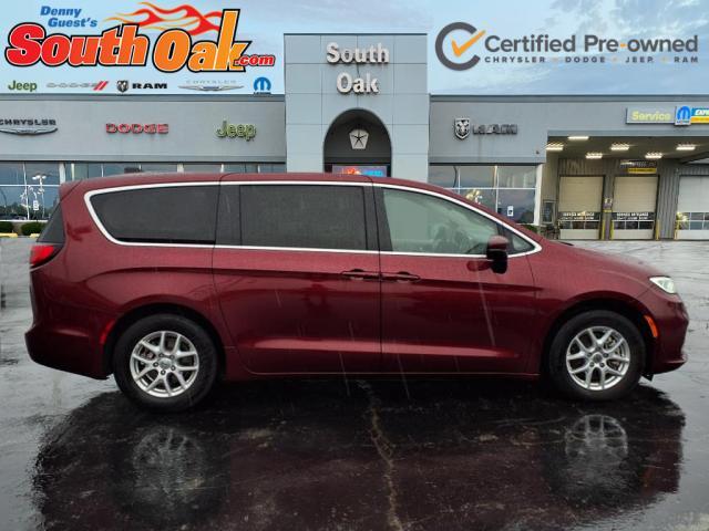 used 2023 Chrysler Pacifica car, priced at $25,881