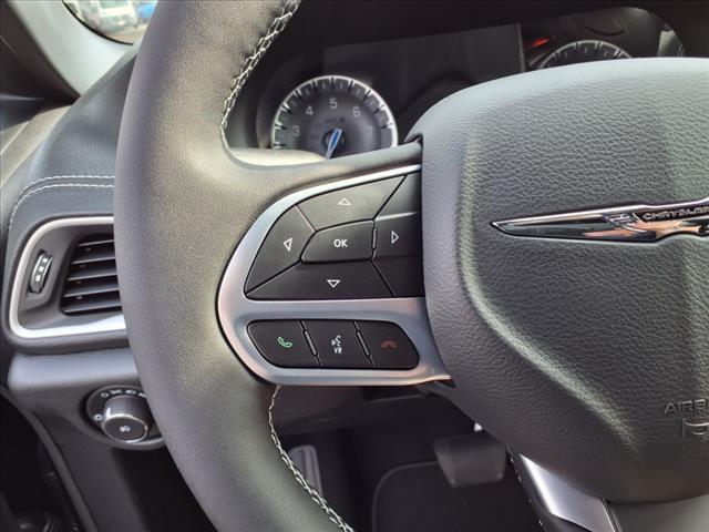 new 2025 Chrysler Pacifica car, priced at $37,334