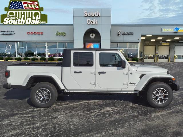 new 2024 Jeep Gladiator car, priced at $52,595