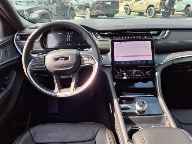 new 2025 Jeep Grand Cherokee car, priced at $50,094