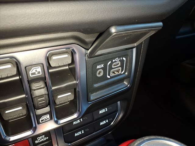 new 2025 Jeep Wrangler car, priced at $55,180