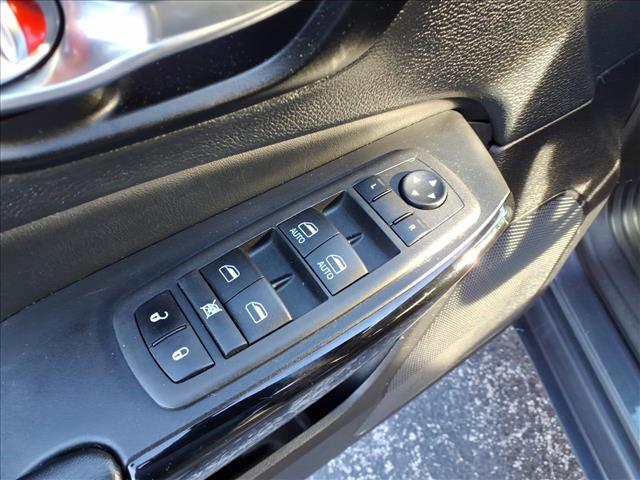 used 2023 Jeep Cherokee car, priced at $19,981