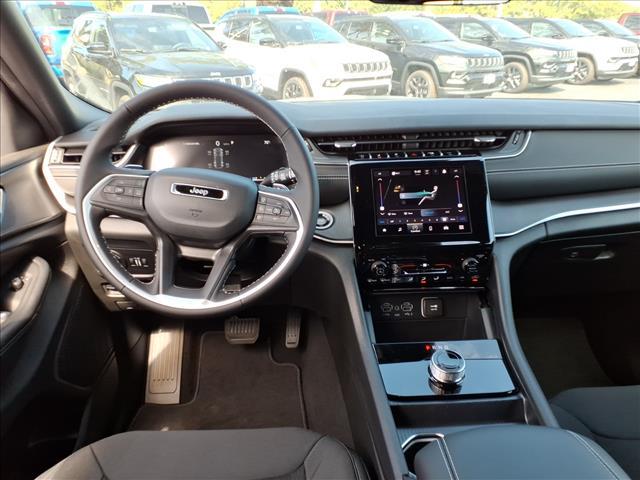 new 2025 Jeep Grand Cherokee car, priced at $33,234