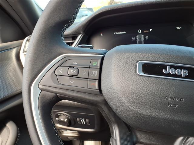 new 2025 Jeep Grand Cherokee car, priced at $33,234