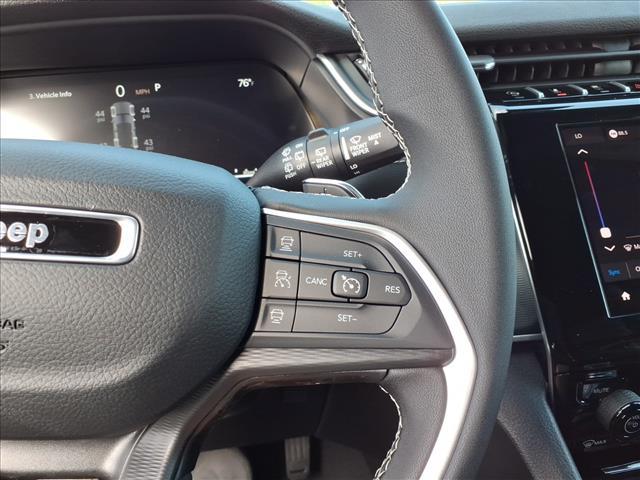 new 2025 Jeep Grand Cherokee car, priced at $33,234