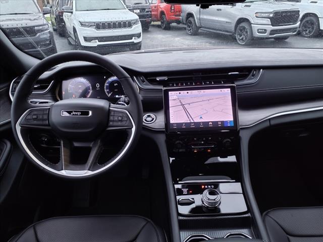 new 2025 Jeep Grand Cherokee car, priced at $50,004