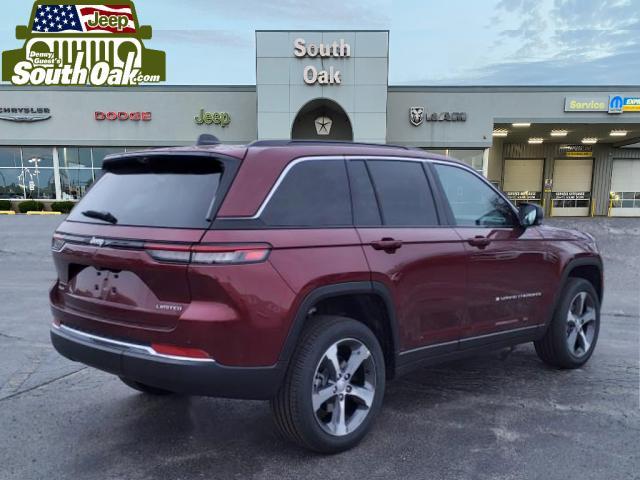 new 2025 Jeep Grand Cherokee car, priced at $50,004