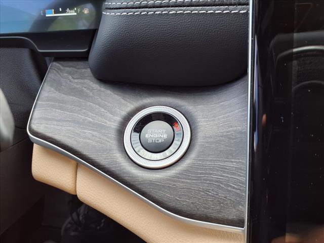 new 2025 Jeep Grand Cherokee car, priced at $50,004