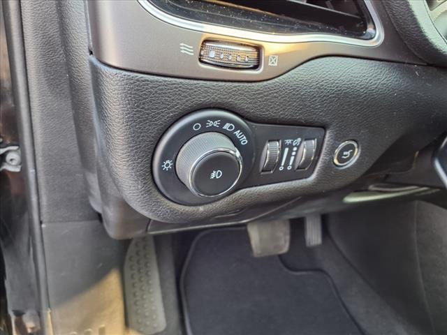 used 2022 Jeep Cherokee car, priced at $24,881