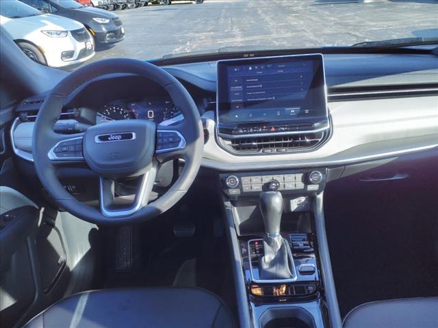 new 2025 Jeep Compass car, priced at $32,054