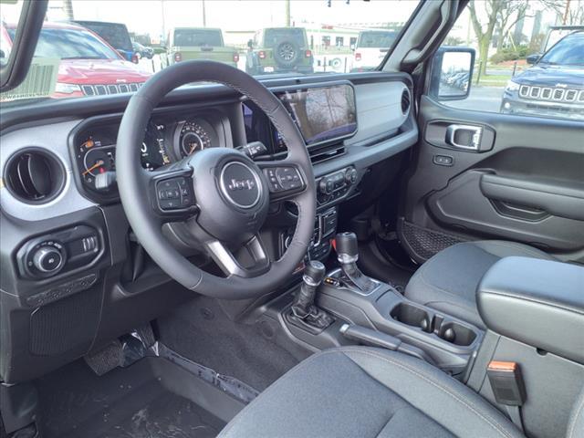 new 2025 Jeep Wrangler car, priced at $46,385