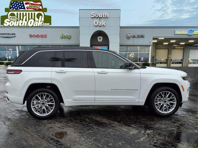 new 2025 Jeep Grand Cherokee car, priced at $54,370