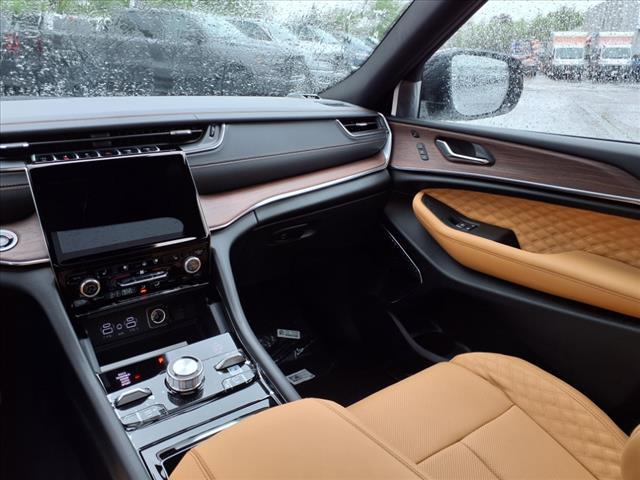 new 2025 Jeep Grand Cherokee car, priced at $54,370