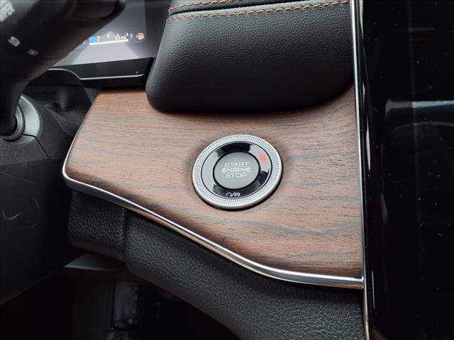 new 2025 Jeep Grand Cherokee car, priced at $54,370
