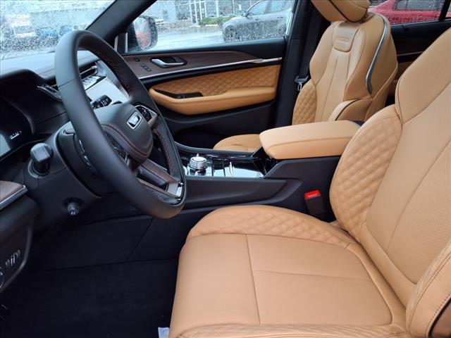 new 2025 Jeep Grand Cherokee car, priced at $54,370