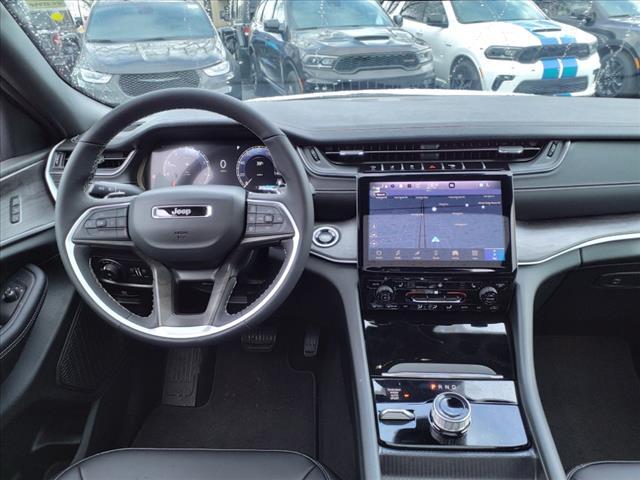 new 2025 Jeep Grand Cherokee car, priced at $46,746