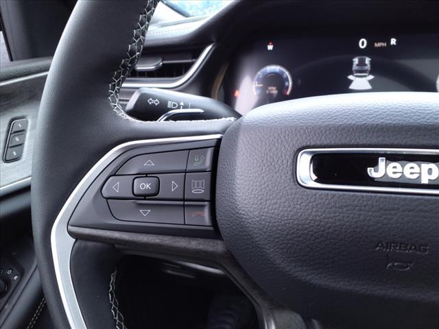 new 2025 Jeep Grand Cherokee car, priced at $46,746