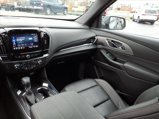 used 2023 Chevrolet Traverse car, priced at $29,881