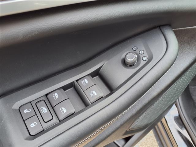 new 2025 Jeep Grand Cherokee car, priced at $45,009
