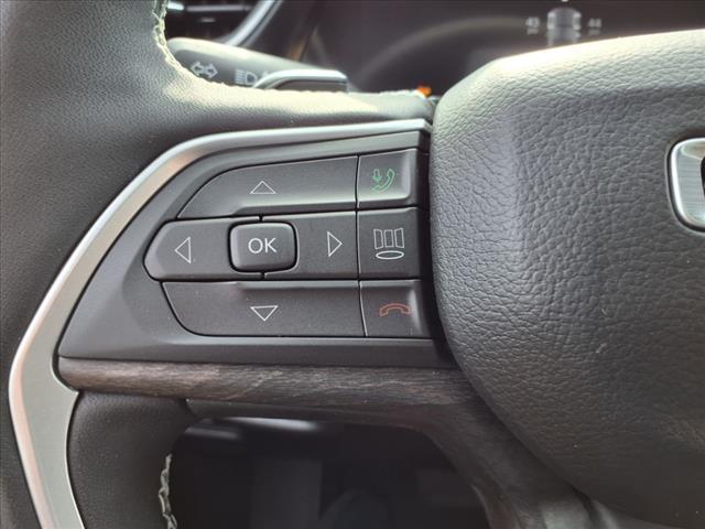 new 2025 Jeep Grand Cherokee car, priced at $45,009