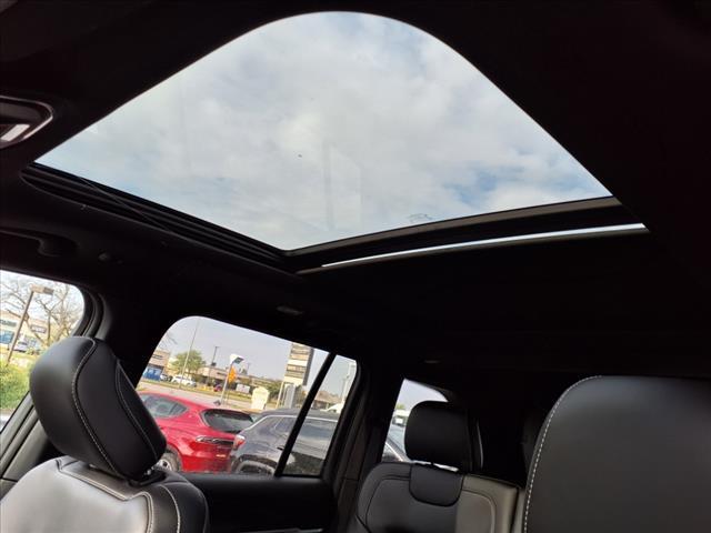 new 2025 Jeep Grand Cherokee car, priced at $45,009