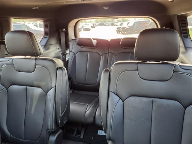 new 2025 Jeep Grand Cherokee L car, priced at $49,011