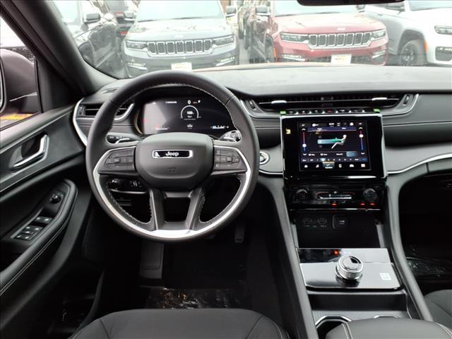 new 2025 Jeep Grand Cherokee L car, priced at $37,081