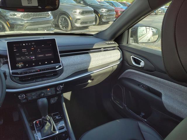 new 2024 Jeep Compass car, priced at $31,860