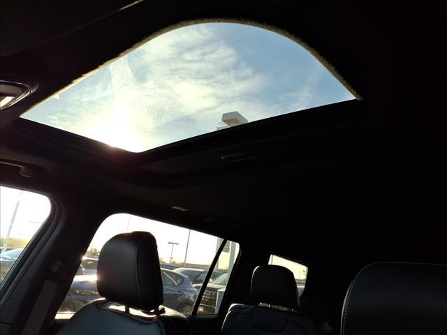 new 2025 Jeep Grand Cherokee L car, priced at $40,915