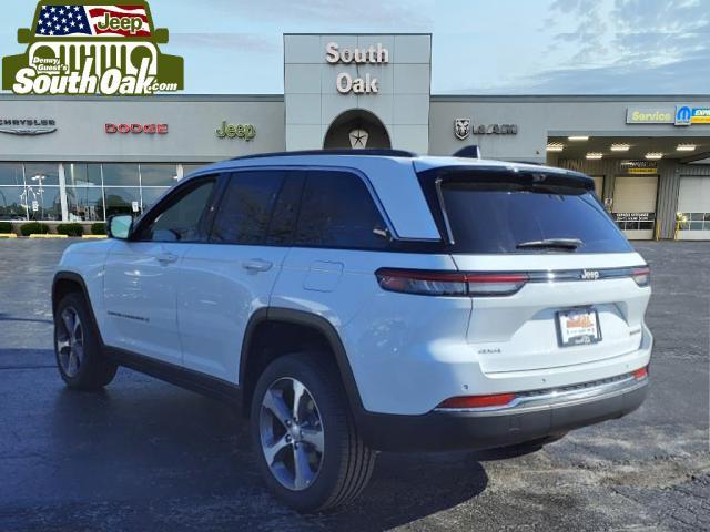 new 2025 Jeep Grand Cherokee car, priced at $49,469