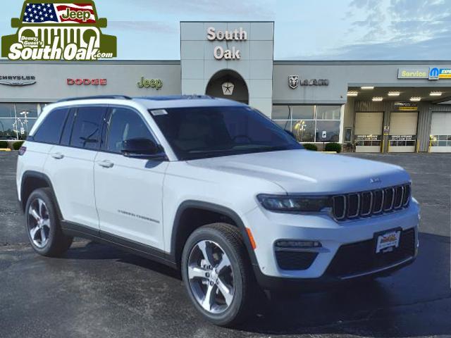 new 2025 Jeep Grand Cherokee car, priced at $49,469