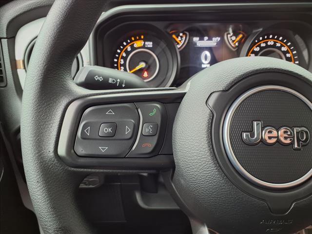 new 2025 Jeep Wrangler car, priced at $33,278