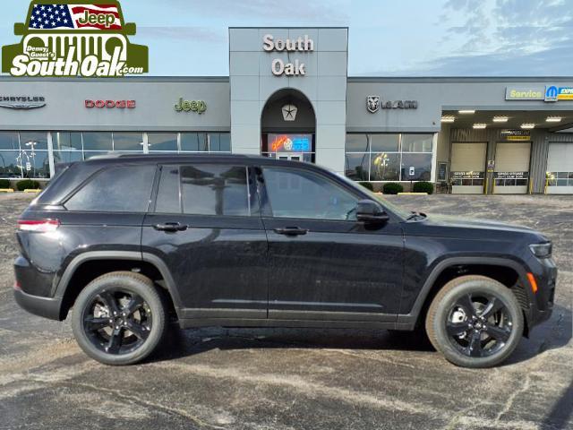 new 2025 Jeep Grand Cherokee car, priced at $48,357