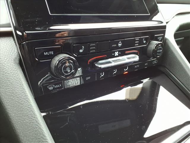 new 2025 Jeep Grand Cherokee L car, priced at $42,313