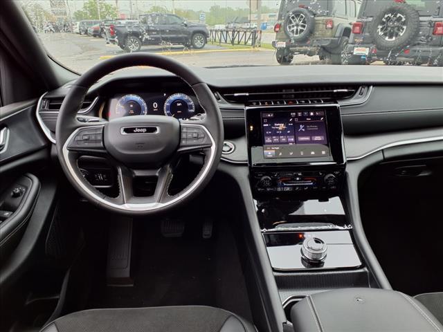 new 2025 Jeep Grand Cherokee L car, priced at $42,819