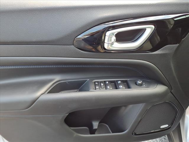 new 2025 Jeep Compass car, priced at $34,089