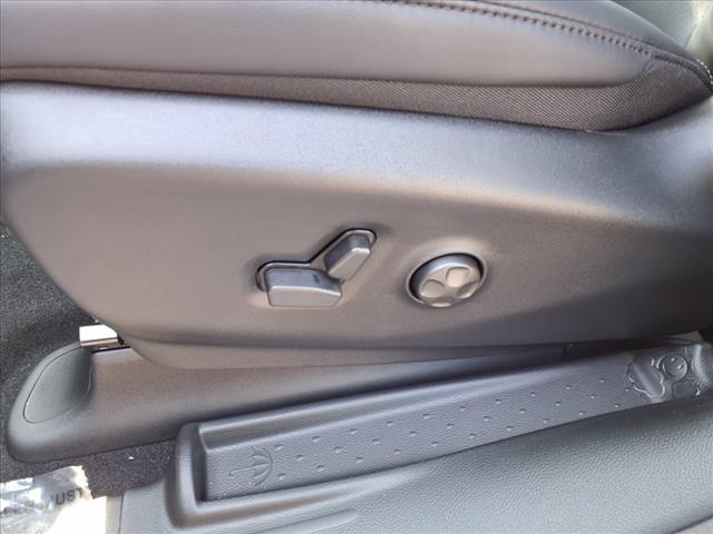 new 2025 Chrysler Pacifica car, priced at $39,850