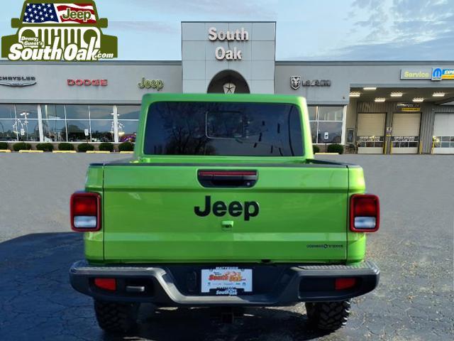 new 2025 Jeep Gladiator car, priced at $50,150