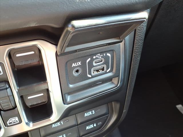 new 2025 Jeep Gladiator car, priced at $50,150