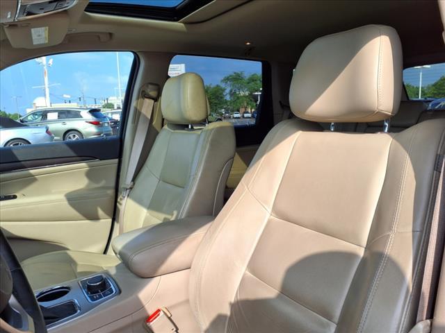 used 2017 Jeep Grand Cherokee car, priced at $15,881
