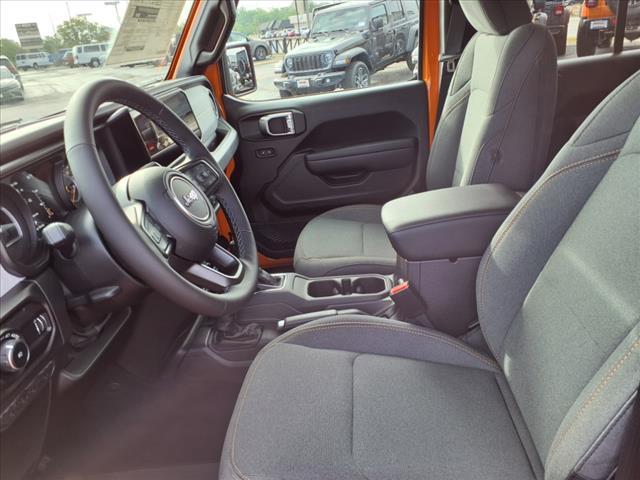 new 2025 Jeep Wrangler car, priced at $45,964