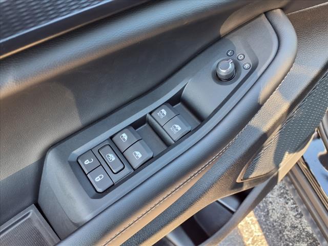 new 2025 Jeep Grand Cherokee car, priced at $42,057