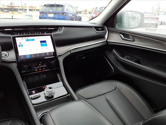 used 2024 Jeep Grand Cherokee car, priced at $36,381