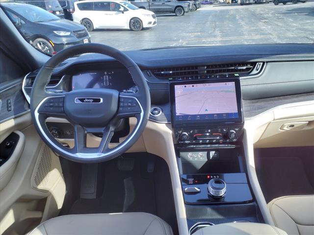 new 2025 Jeep Grand Cherokee car, priced at $44,294