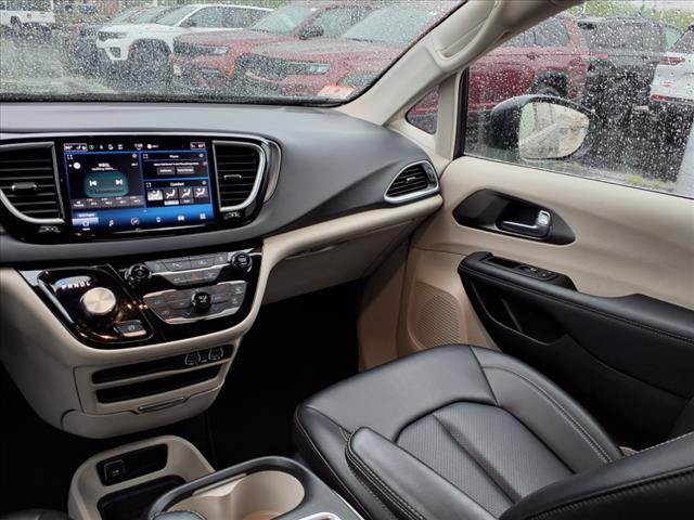 used 2023 Chrysler Pacifica car, priced at $25,881