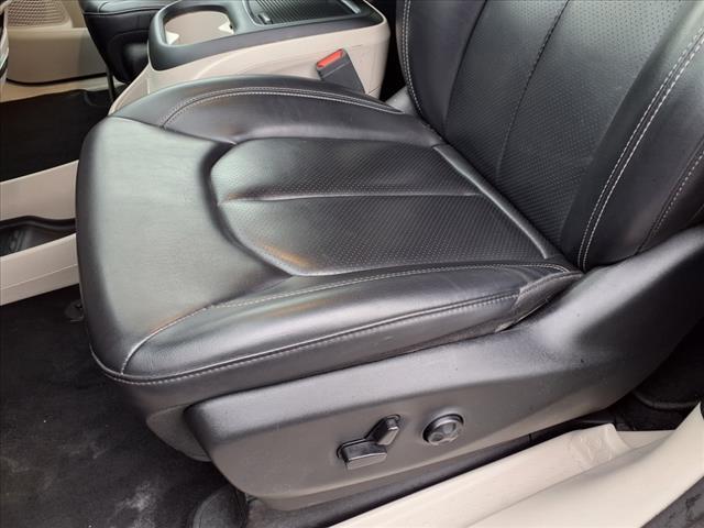 used 2023 Chrysler Pacifica car, priced at $25,881