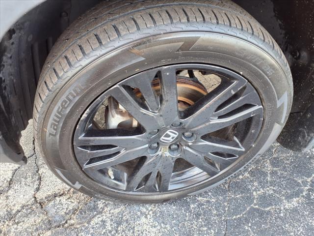 used 2021 Honda Pilot car, priced at $26,681