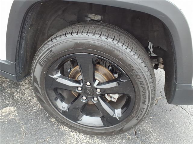 used 2023 Jeep Grand Cherokee car, priced at $30,581